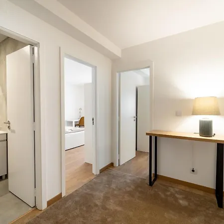 Feliciano Ramos 3 - T4 Familiar Perto Do Centro Da - Appartement