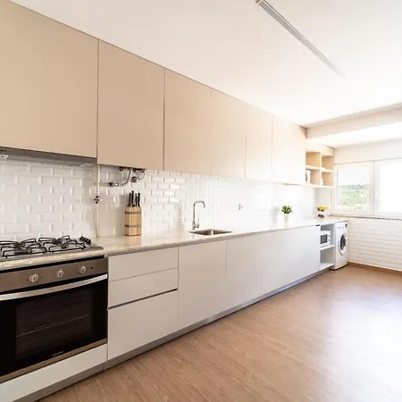 Feliciano Ramos 3 - T4 Familiar Perto Do Centro Da - アパート ブラガ