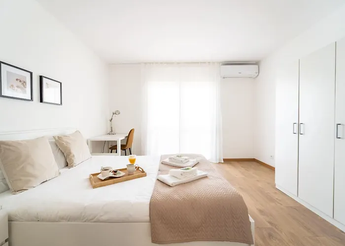 Appartement Feliciano Ramos 3 - T4 Familiar Perto Do Centro Da - *